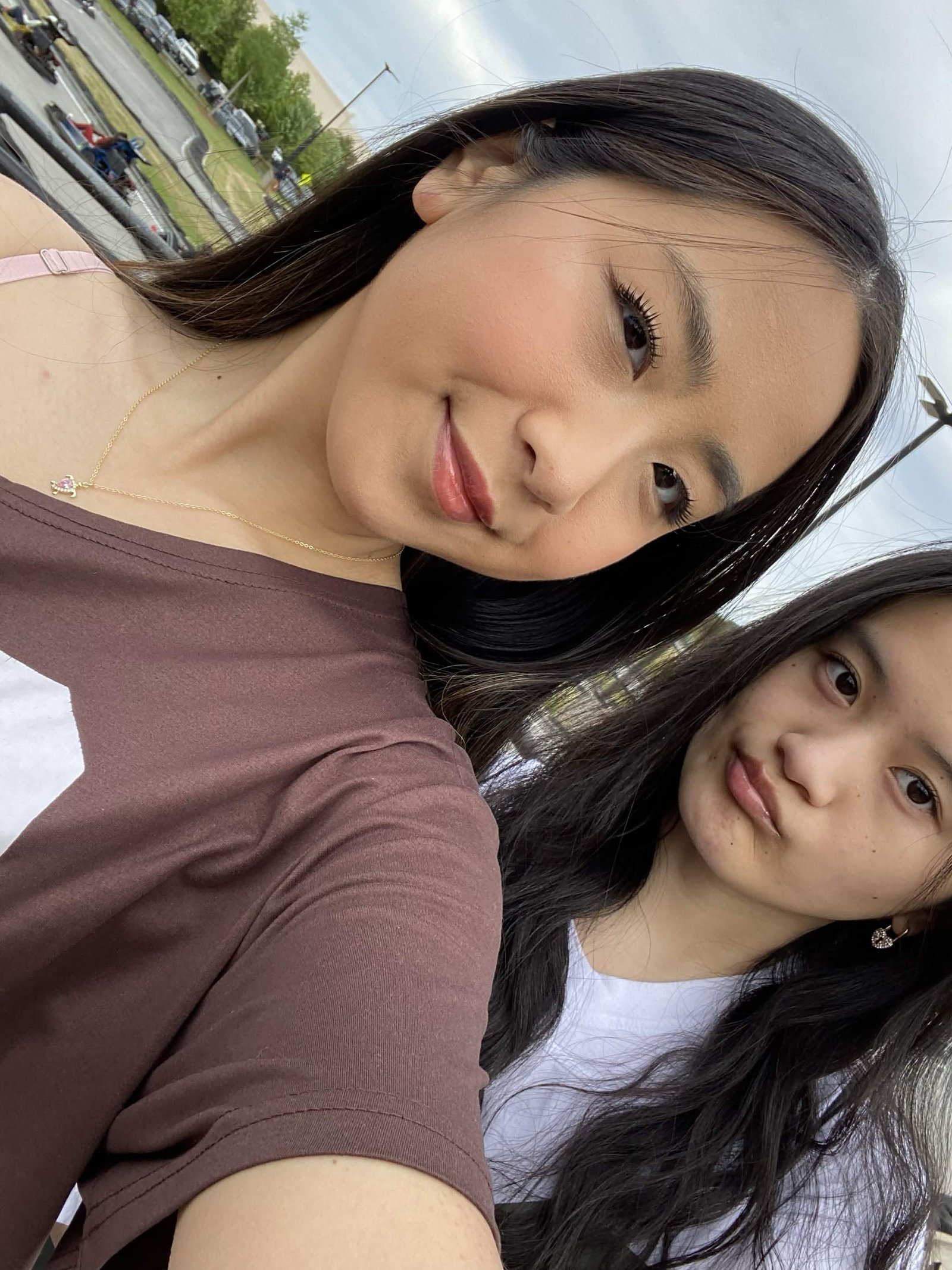 Aliana & Grace